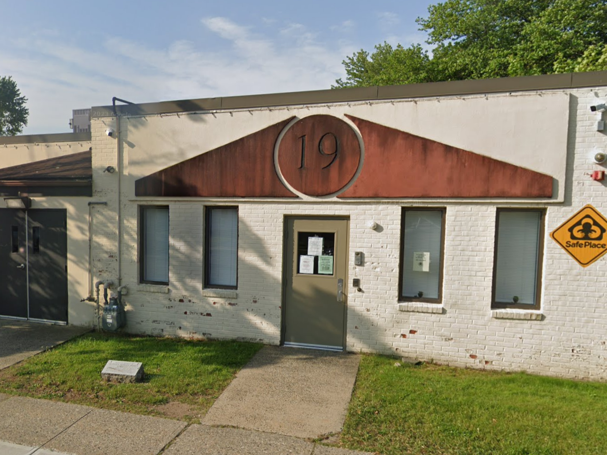 Stratford South End Community Center Emergency Food Pantry