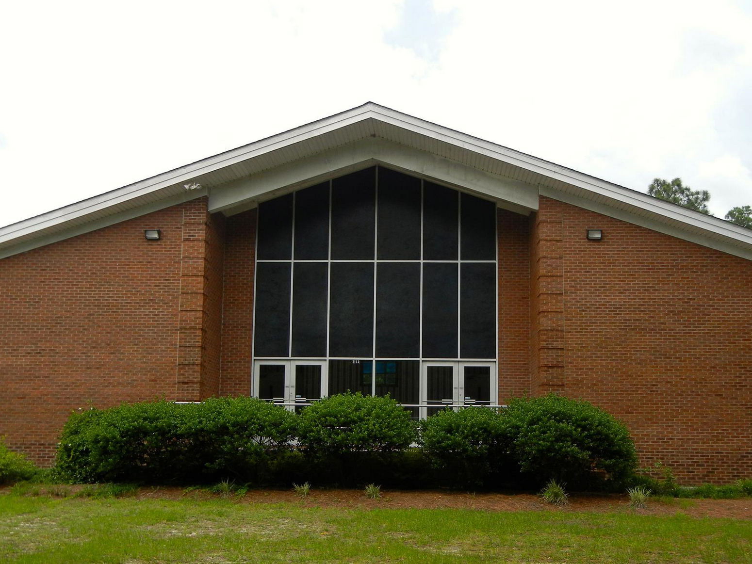 Church of St Peter Fisherman Early Bread Food Pantry and Clothing Closet 